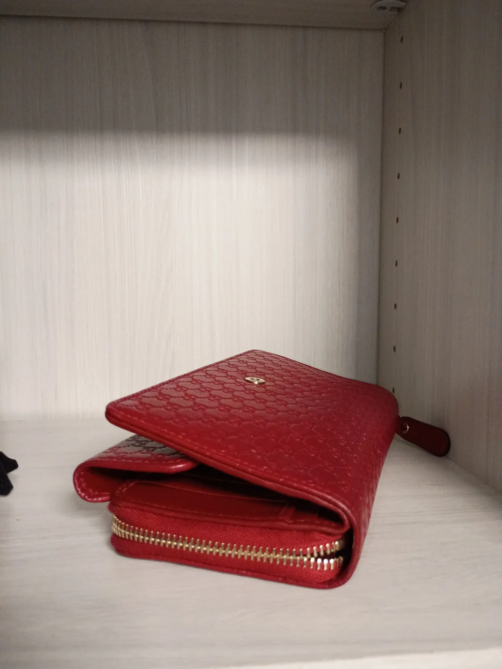 Gucci Red Leather Continental Wallet - Picture 8 of 9